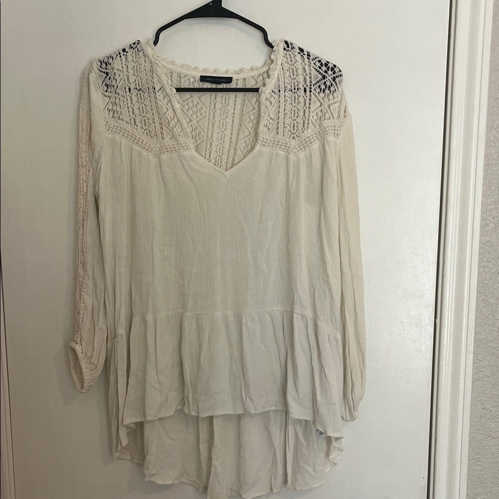 Long Sleeve Cream/Beige Lace Blouse Flowy Top American Eagle size small